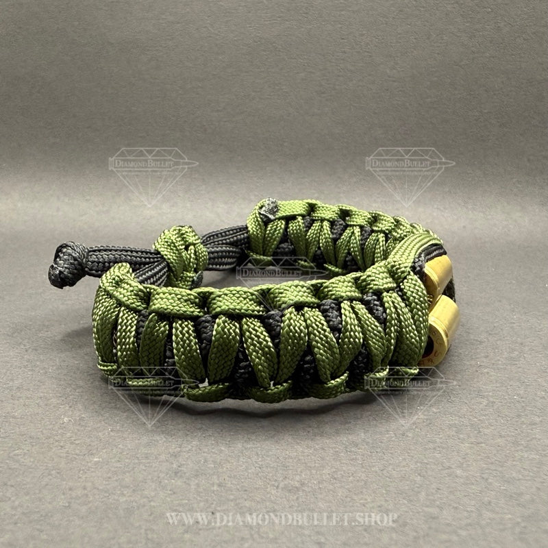 Armband mit zwei 9mm Patronen