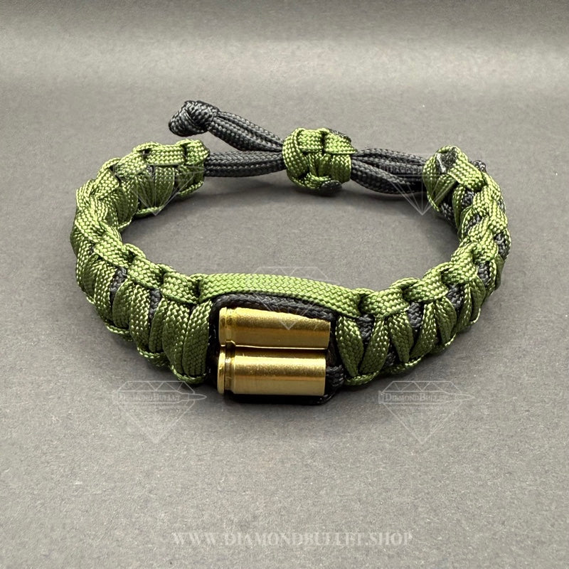 Armband mit zwei 9mm Patronen