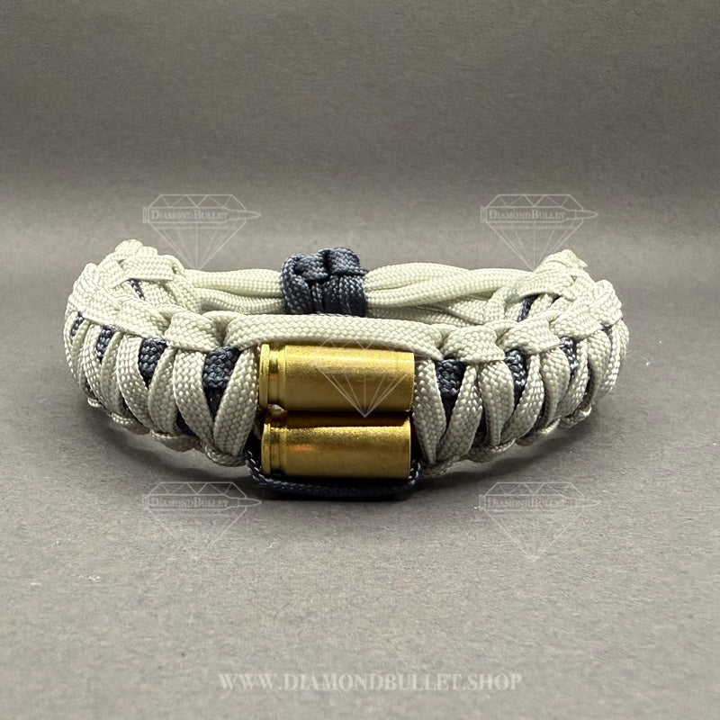 Armband mit zwei 9mm Patronen