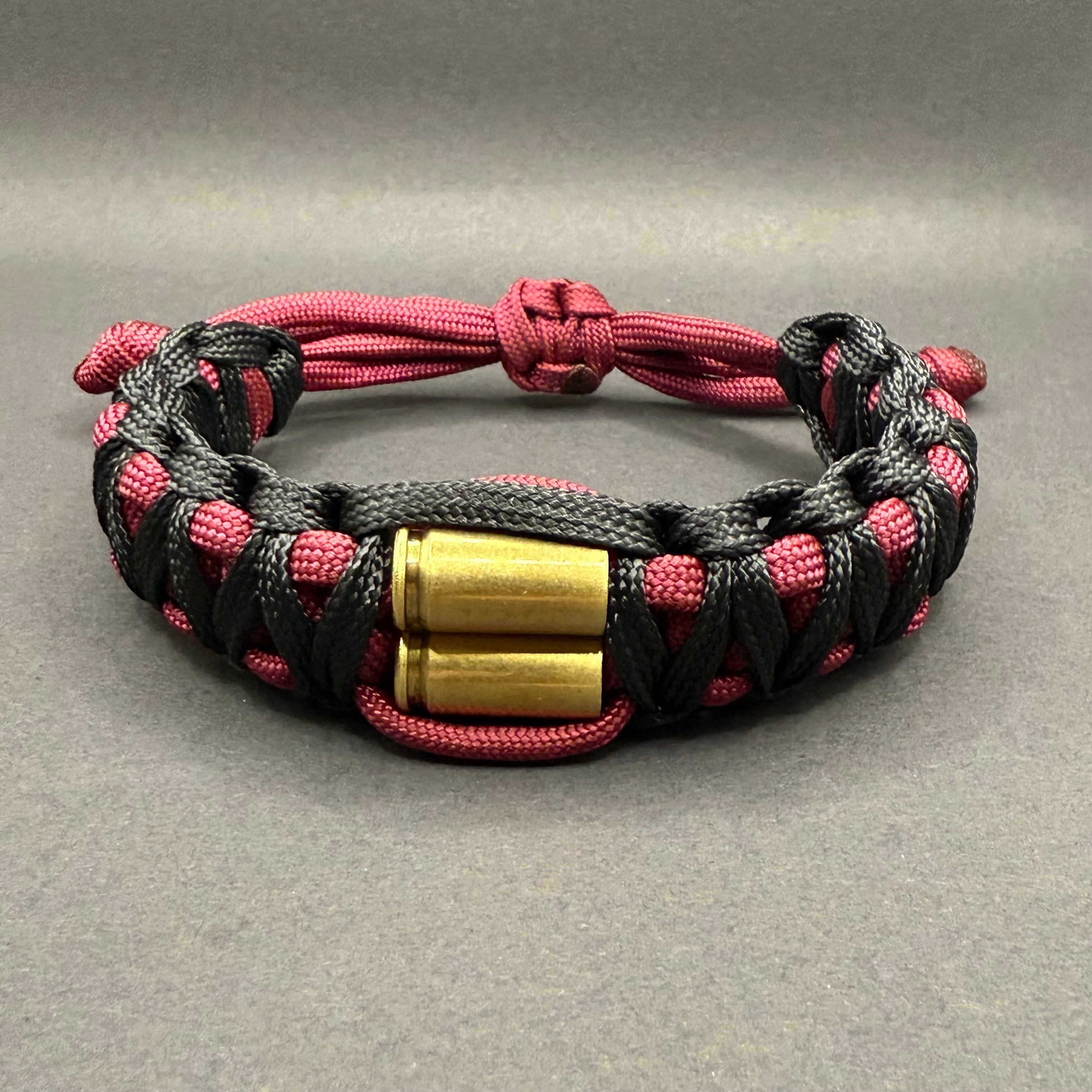 Armband mit zwei 9mm Hülsen